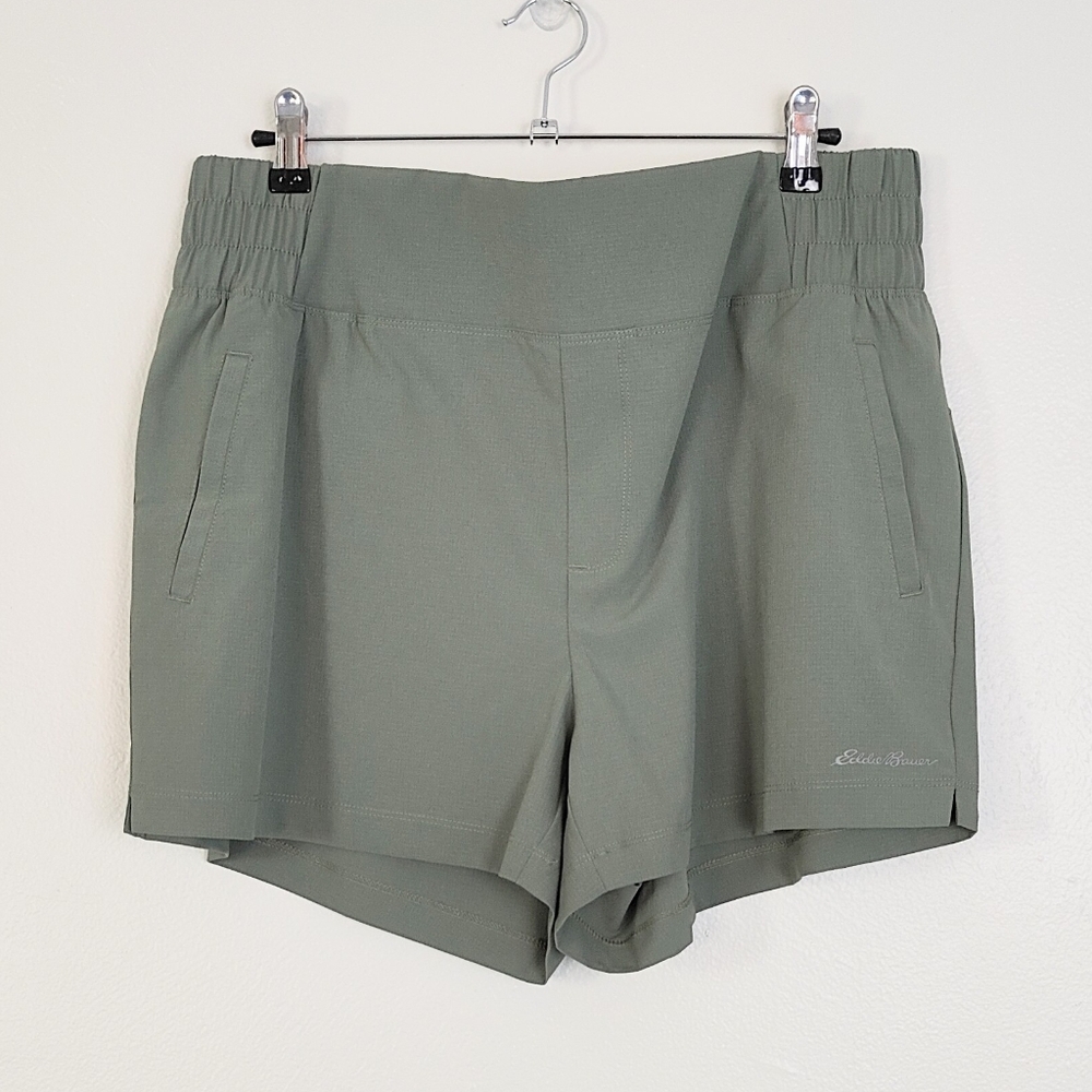 New Eddie Bauer Treeline Shorts Women's XL Plus Size Pockets Active Hiking